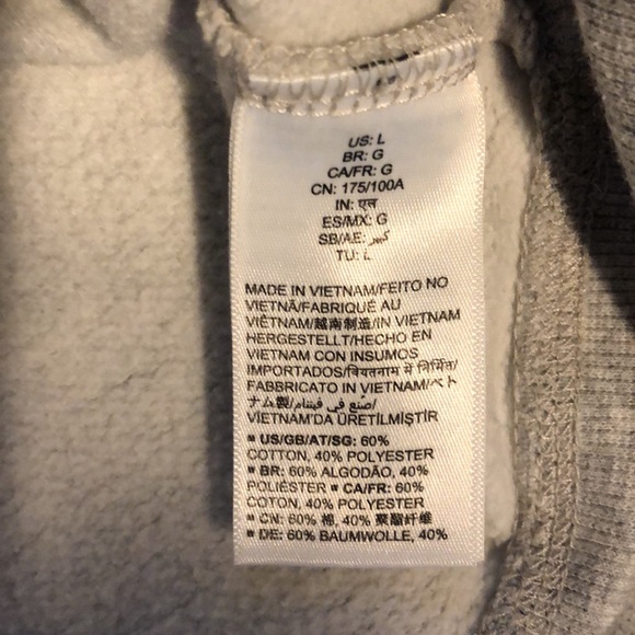 Amazon Essentials Gray Star Pullover Sweatshirt Large - Picture 6 of 6